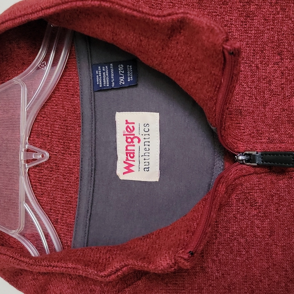 Wrangler Pullover - Picture 2 of 4